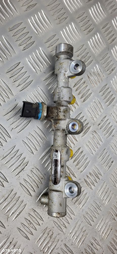 Opel Movano B 2.3 Listwa Wtryskowa