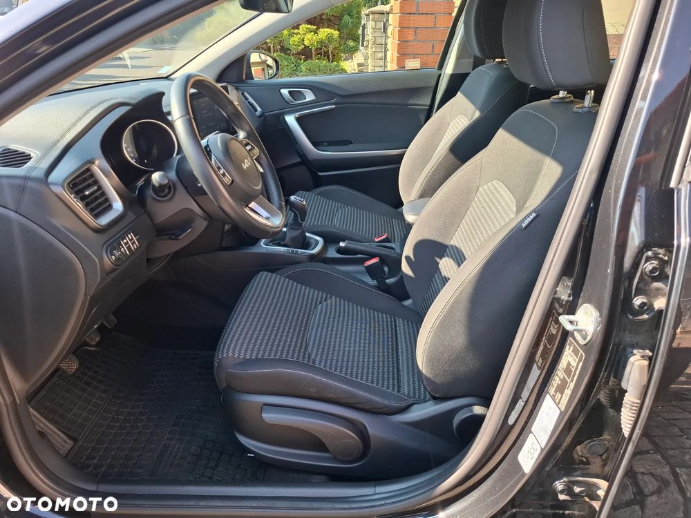 Kia Ceed 1.5 T-GDI M - 16