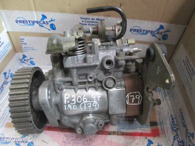Bomba Injectora 0460484064 PEUGEOT 306 1997 1.9 D 69CV BOSCH PEUGEOT BOXER 1 FOURGON COURT 1998 1.9D 70CV 4P BRANCO BOSCH - 1