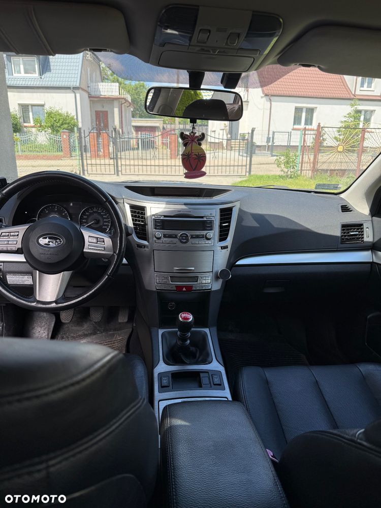Subaru Legacy 2.0D Trend - 4
