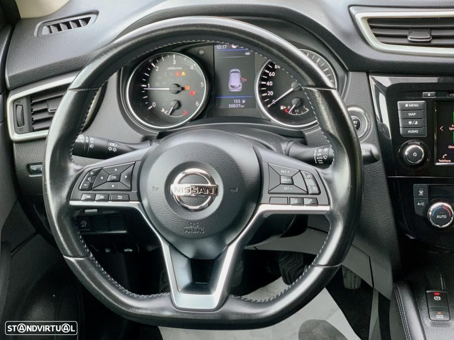Nissan Qashqai 1.5 dCi N-Connecta J18 - 10