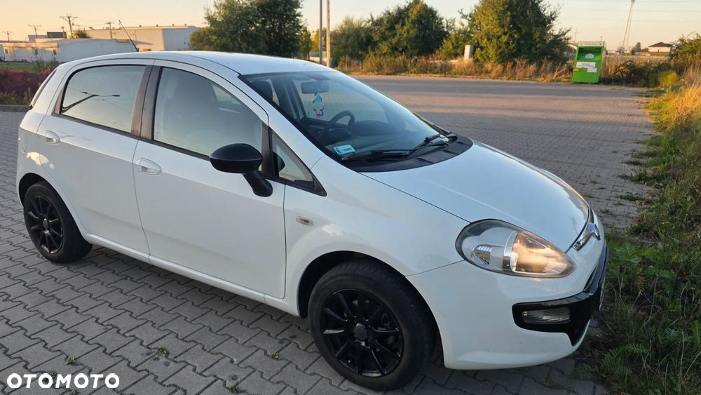 Fiat Punto Evo 1.4 8V Active Euro5 - 14