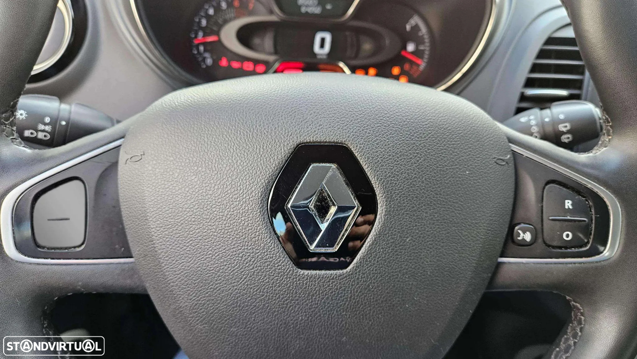 Renault Captur 0.9 TCE Exclusive - 21