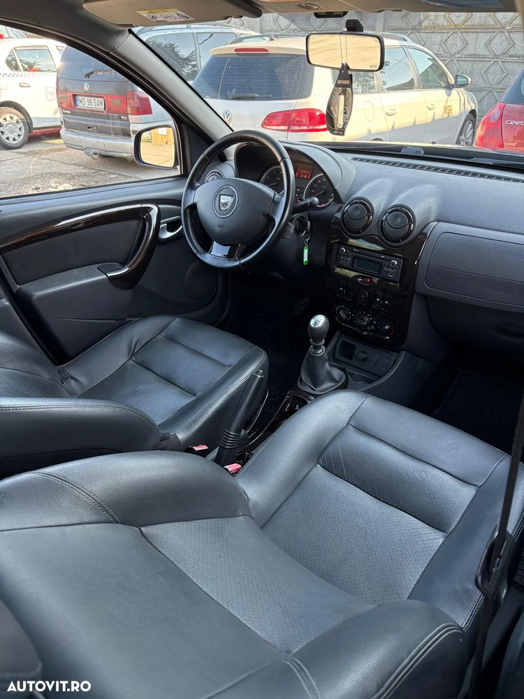 Dacia Duster dCi 110 FAP 4x2 Laureate - 8