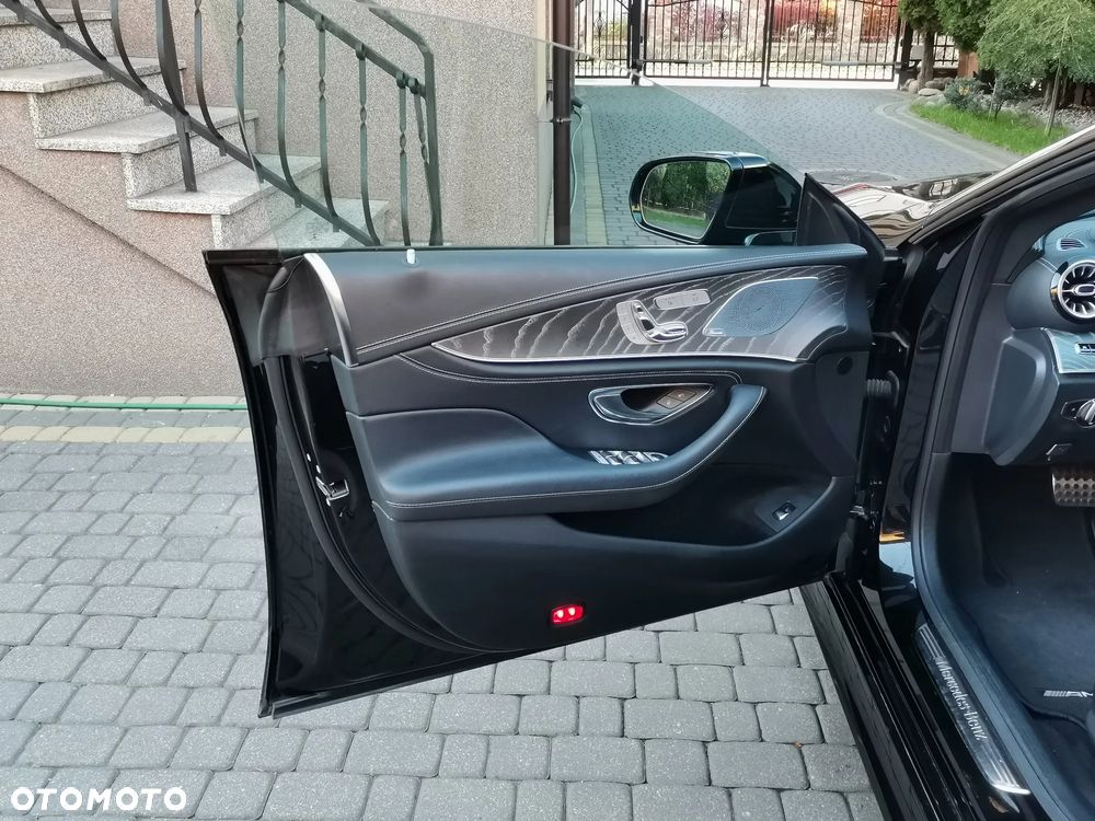 Mercedes-Benz CLS 300 d 9G-TRONIC AMG Line - 11