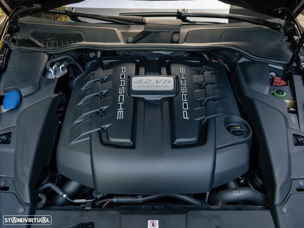 Porsche Cayenne S - 9