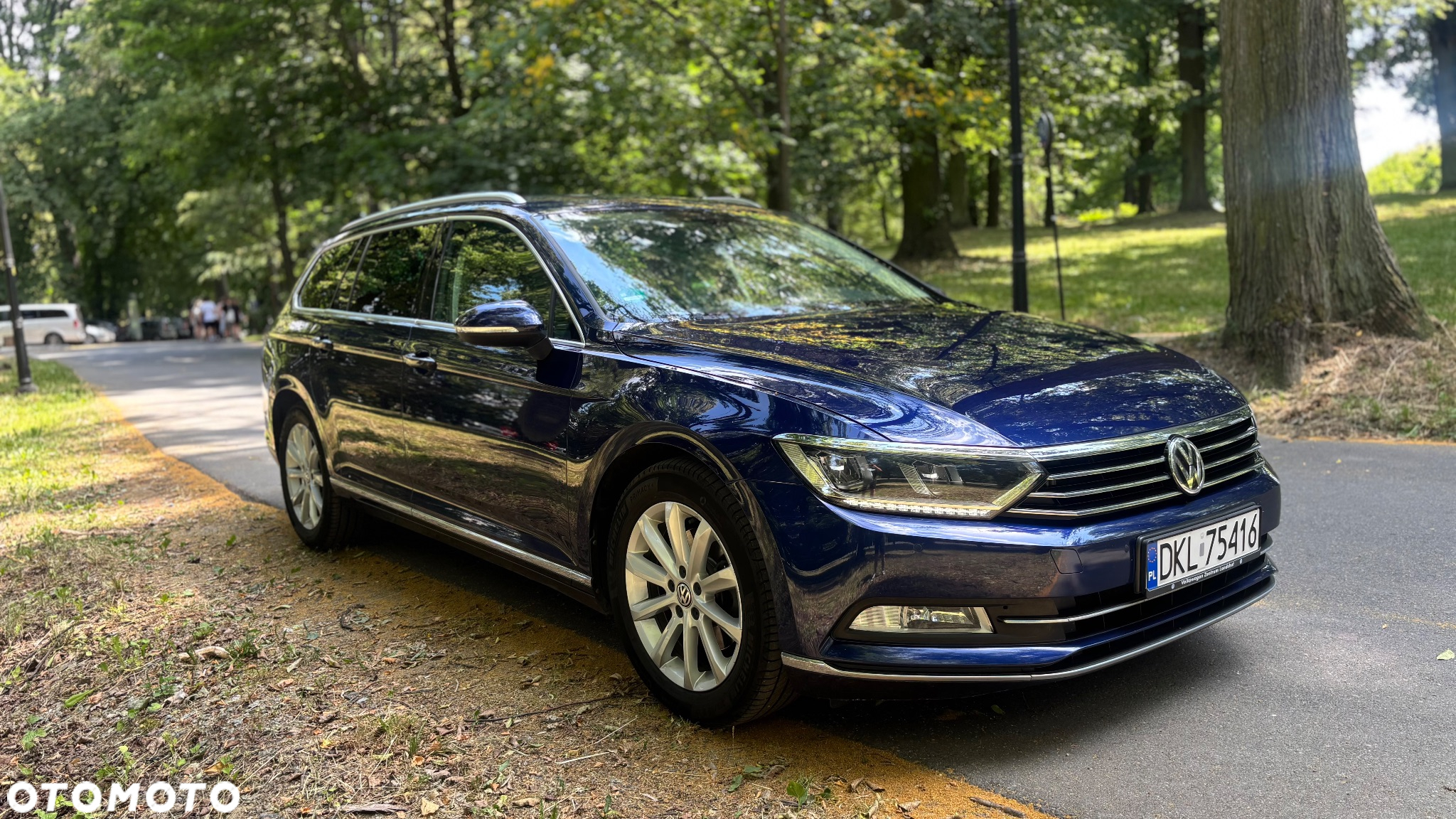Volkswagen Passat Variant 2.0 TDI SCR BlueMotion Highline - 30