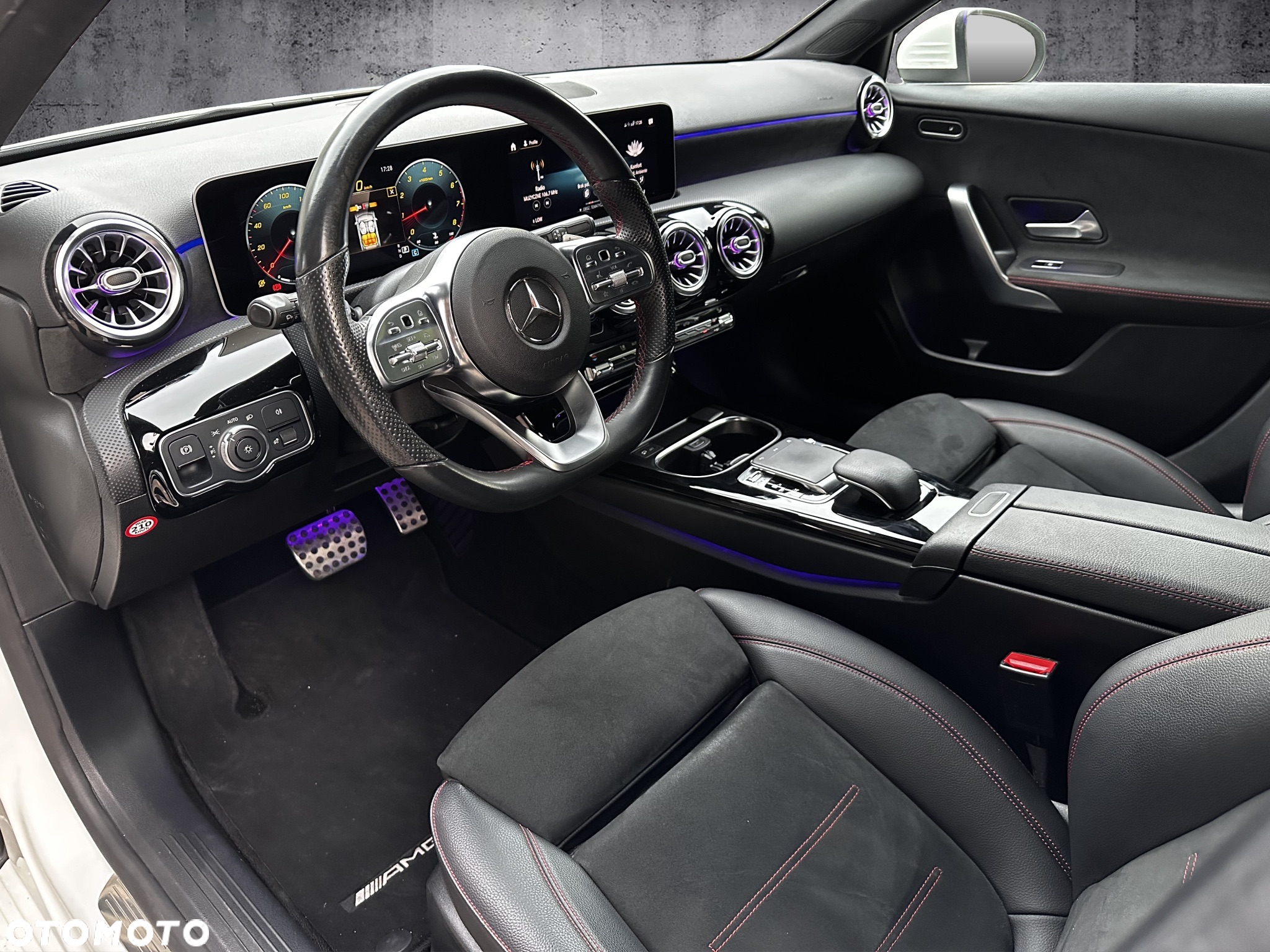Mercedes-Benz Klasa A 200 7G-DCT AMG Line Advanced Plus - 11