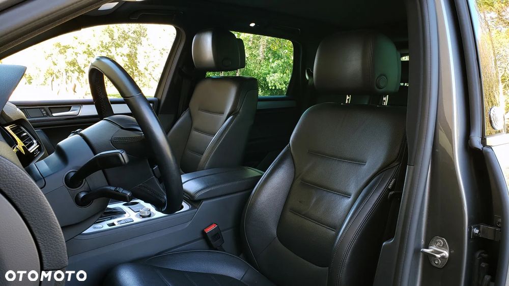 Volkswagen Touareg - 16