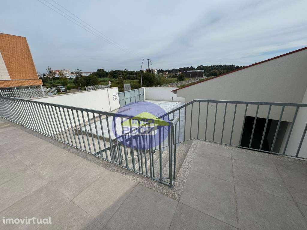 Apartamento T2 centro de Ovar - Grande imagem: 3/21