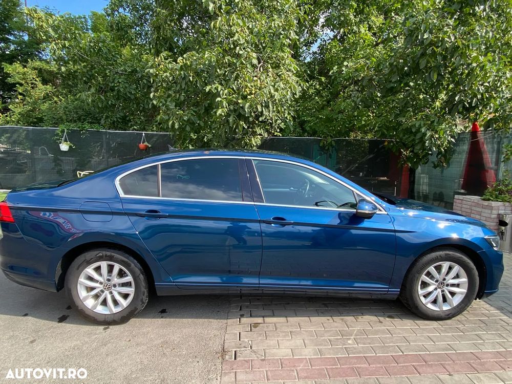 Volkswagen Passat Variant 2.0 TDI DSG Comfortline - 8