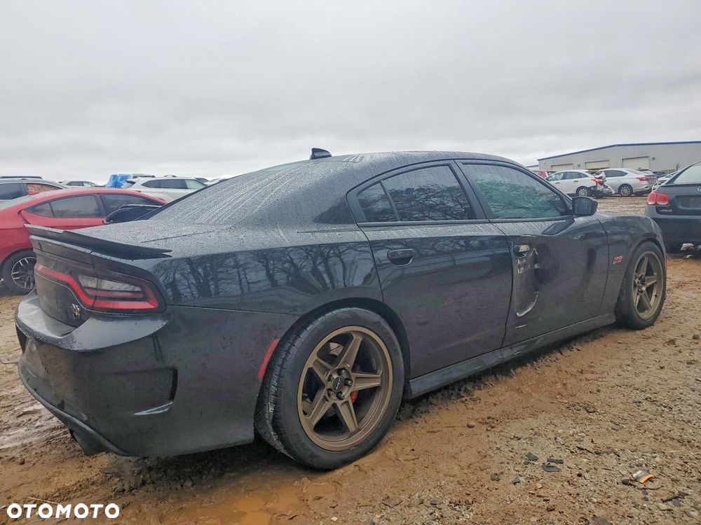 Dodge Charger 6.4 Scat Pack - 3