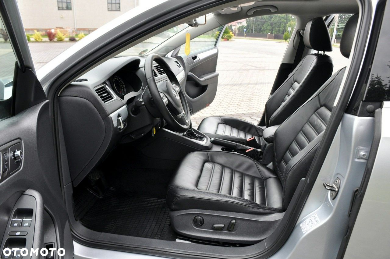 Volkswagen Jetta 1.4 Hybrid DSG Highline - 21