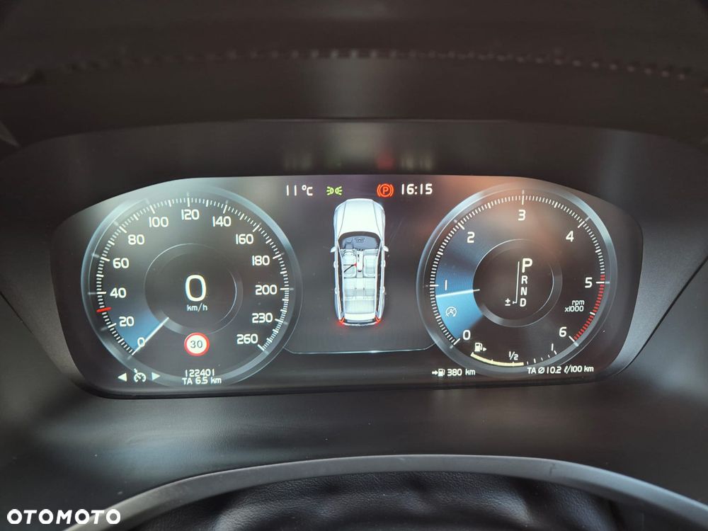 Volvo V60 Cross Country D4 AWD - 10