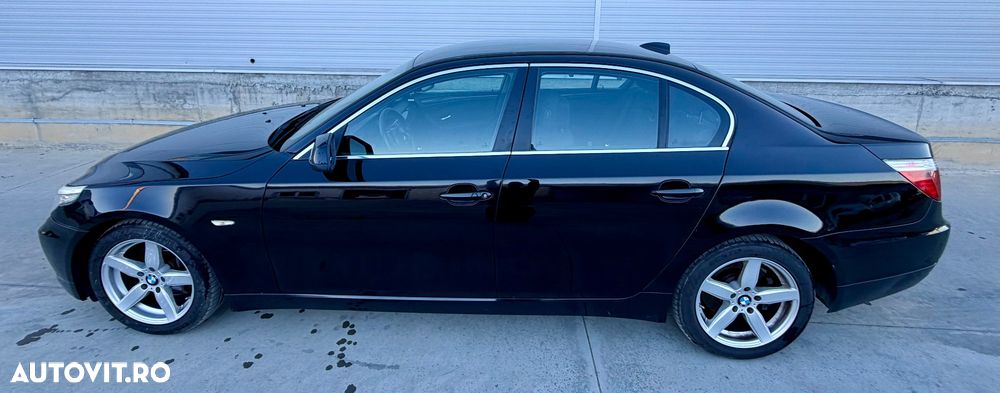 BMW Seria 5 520d Aut. Edition Lifestyle - 15