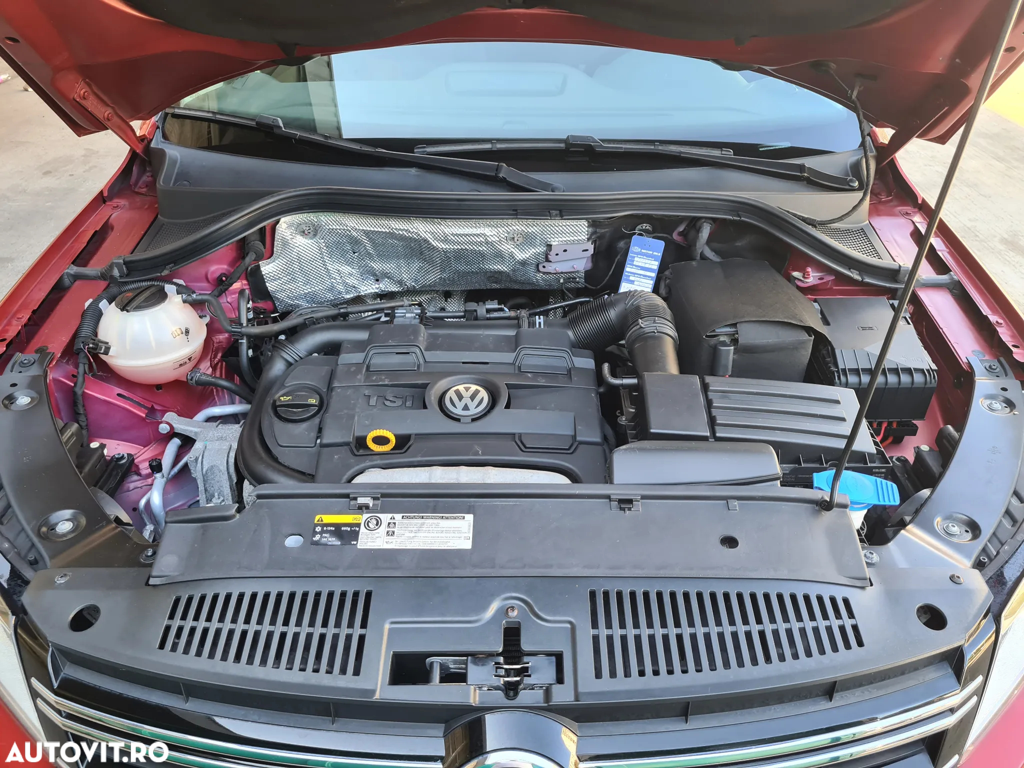 Volkswagen Tiguan - 10