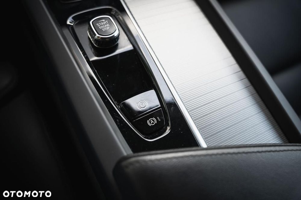 Volvo XC 60 - 19