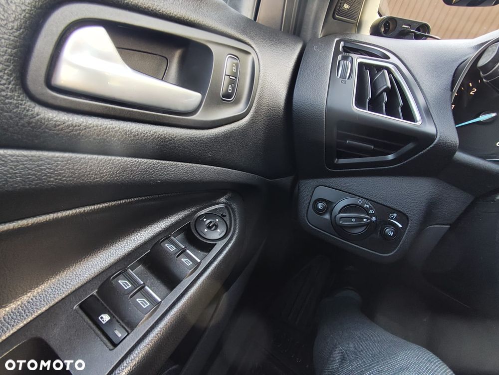 Ford Kuga 2.0 TDCi AWD ST-Line - 29