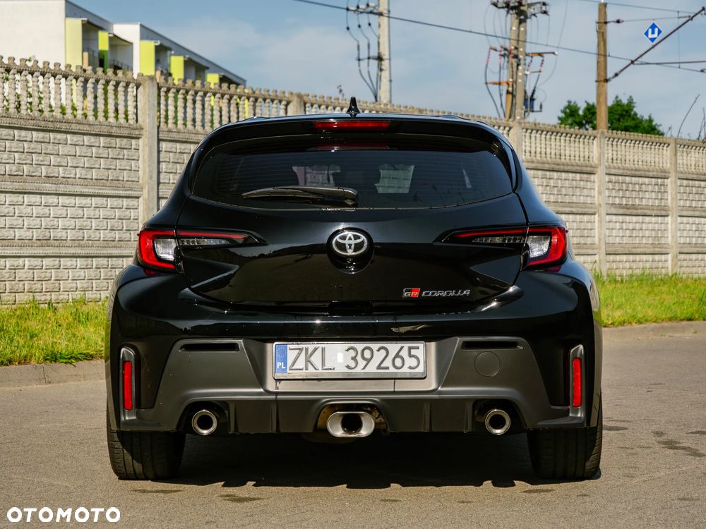 Toyota GR Corolla ver-1-6-gr-sport - 5