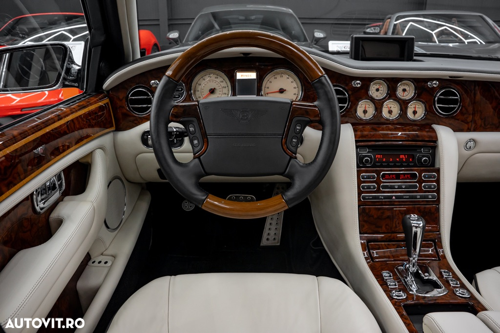 Bentley Arnage RL - 8