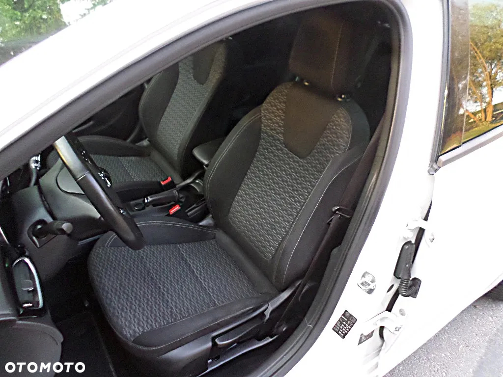 Opel Astra V 1.4 T GPF Enjoy S&S - 19