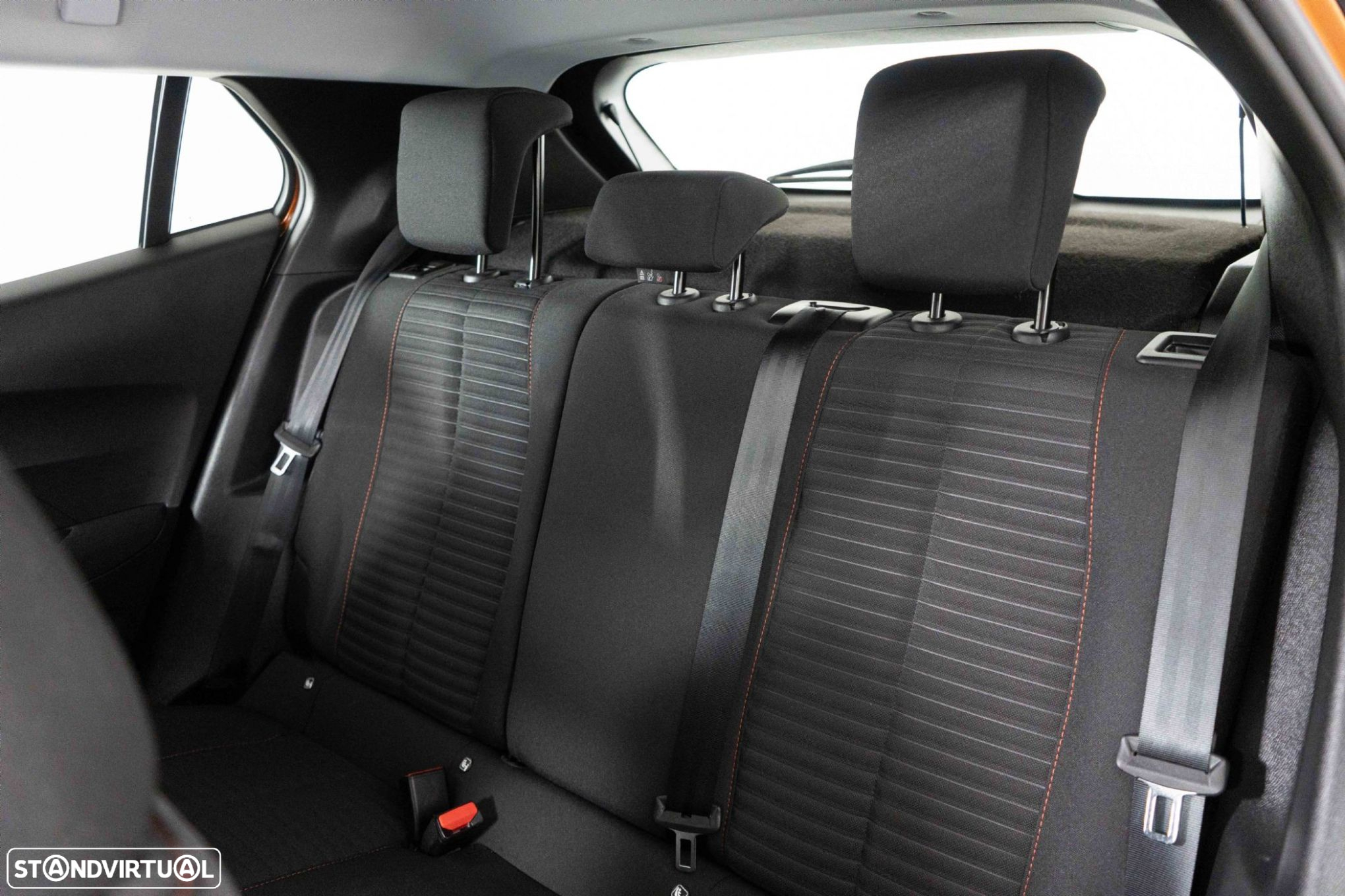 Peugeot 2008 1.2 PureTech Active Pack - 9