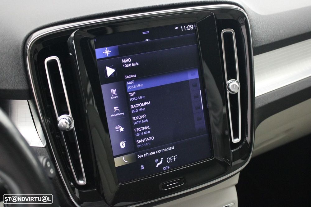 Volvo XC 40 2.0 D3 Momentum Plus Geartronic — fotografia 18