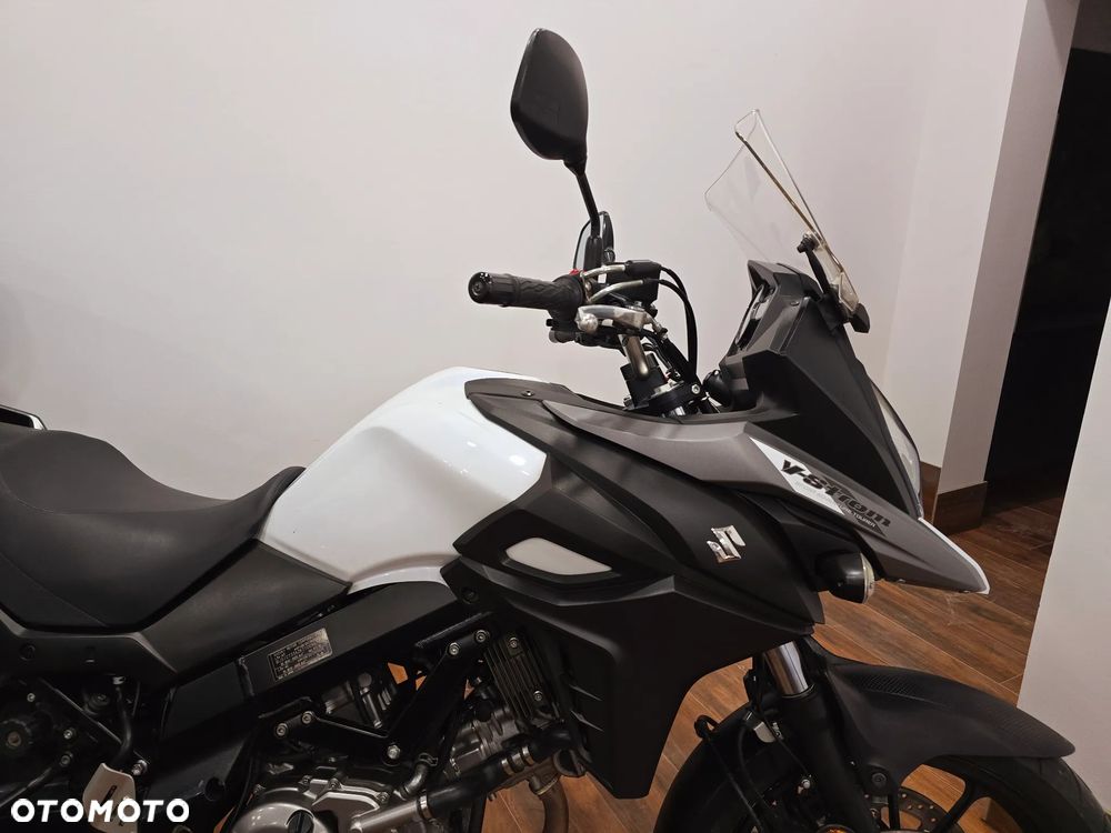 Suzuki DL - 21