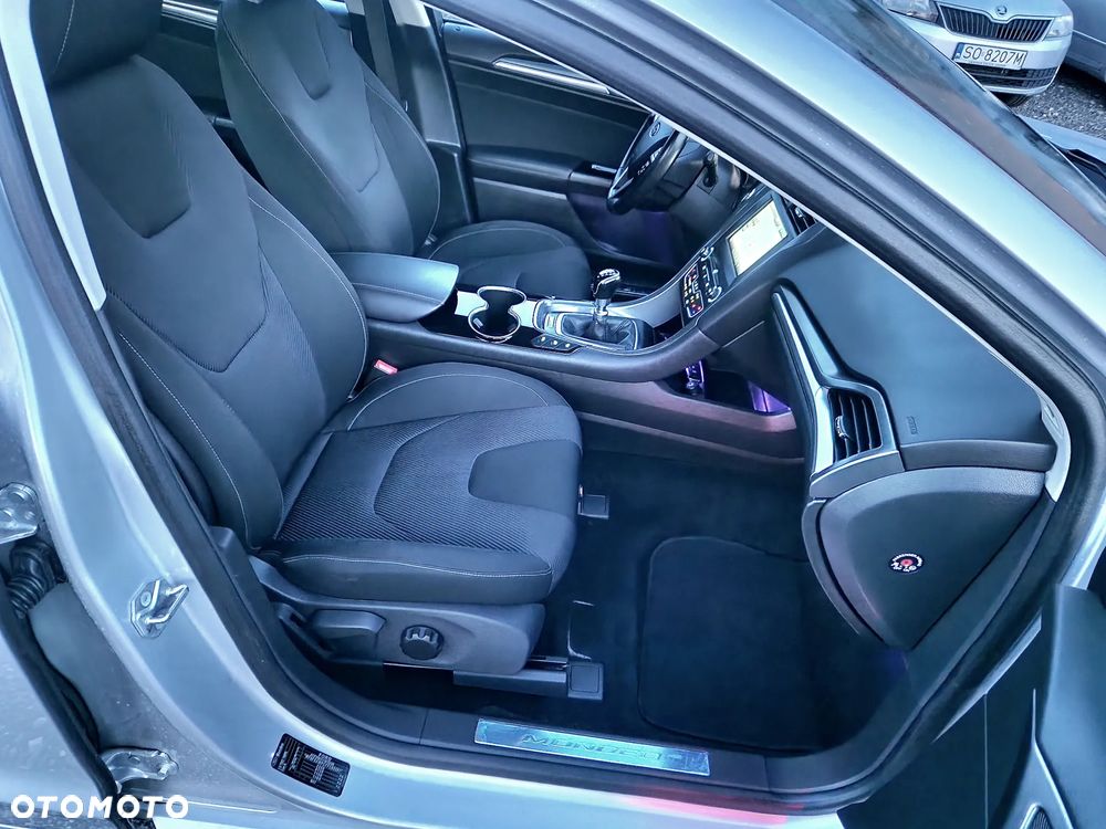 Ford Mondeo SW 2.0 TDCi Titanium - 19