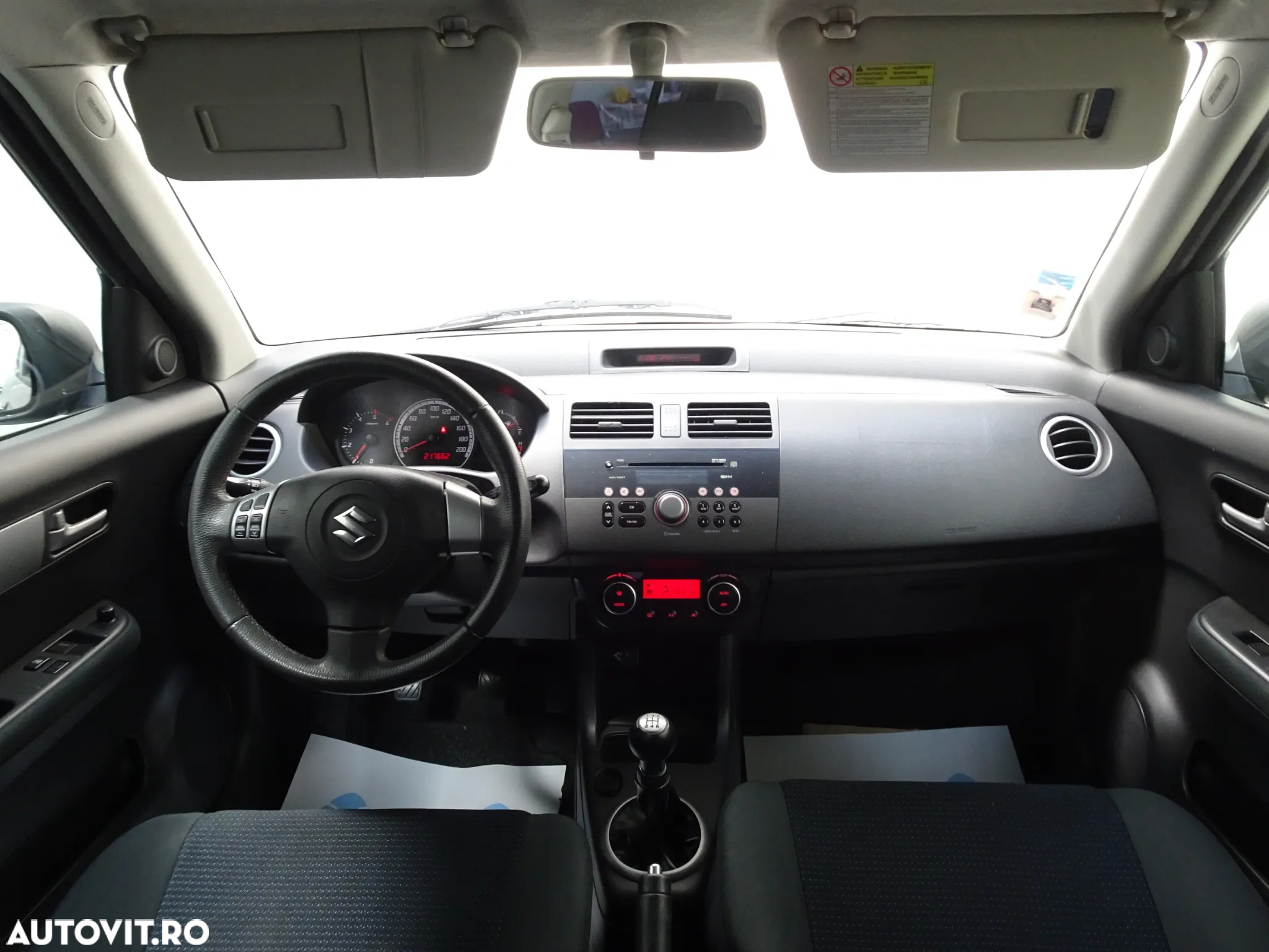 Suzuki Swift 1.3 DDIS Comfort - 2