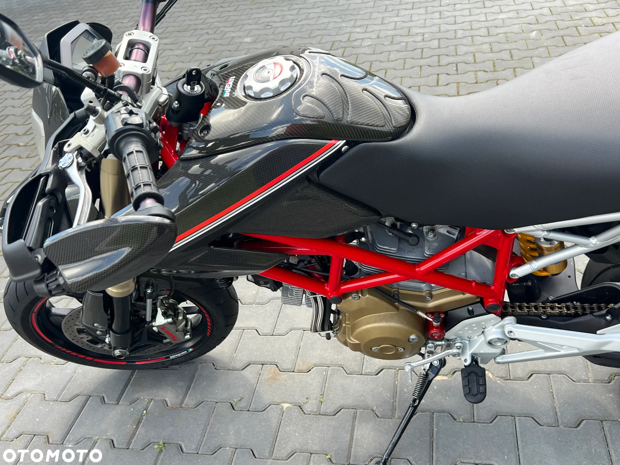 Ducati Hypermotard - 16