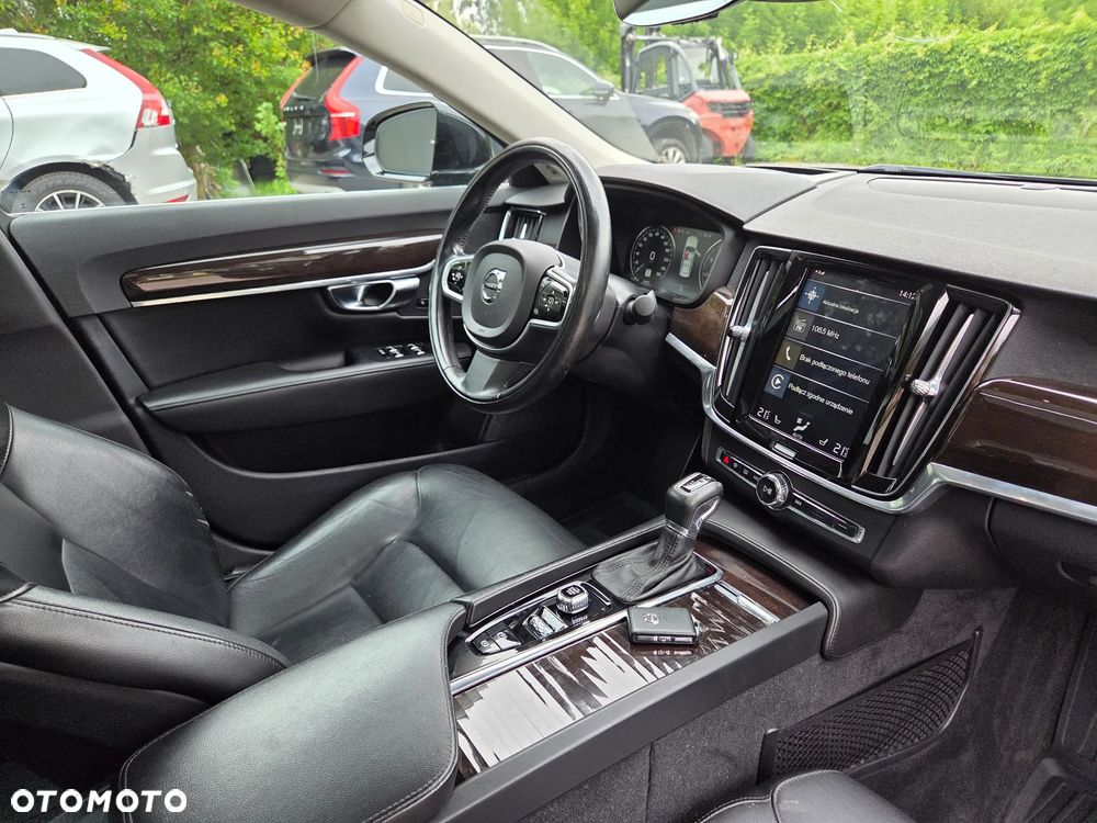 Volvo S90 T5 Momentum - 11