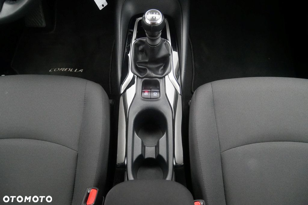 Toyota Corolla - 11