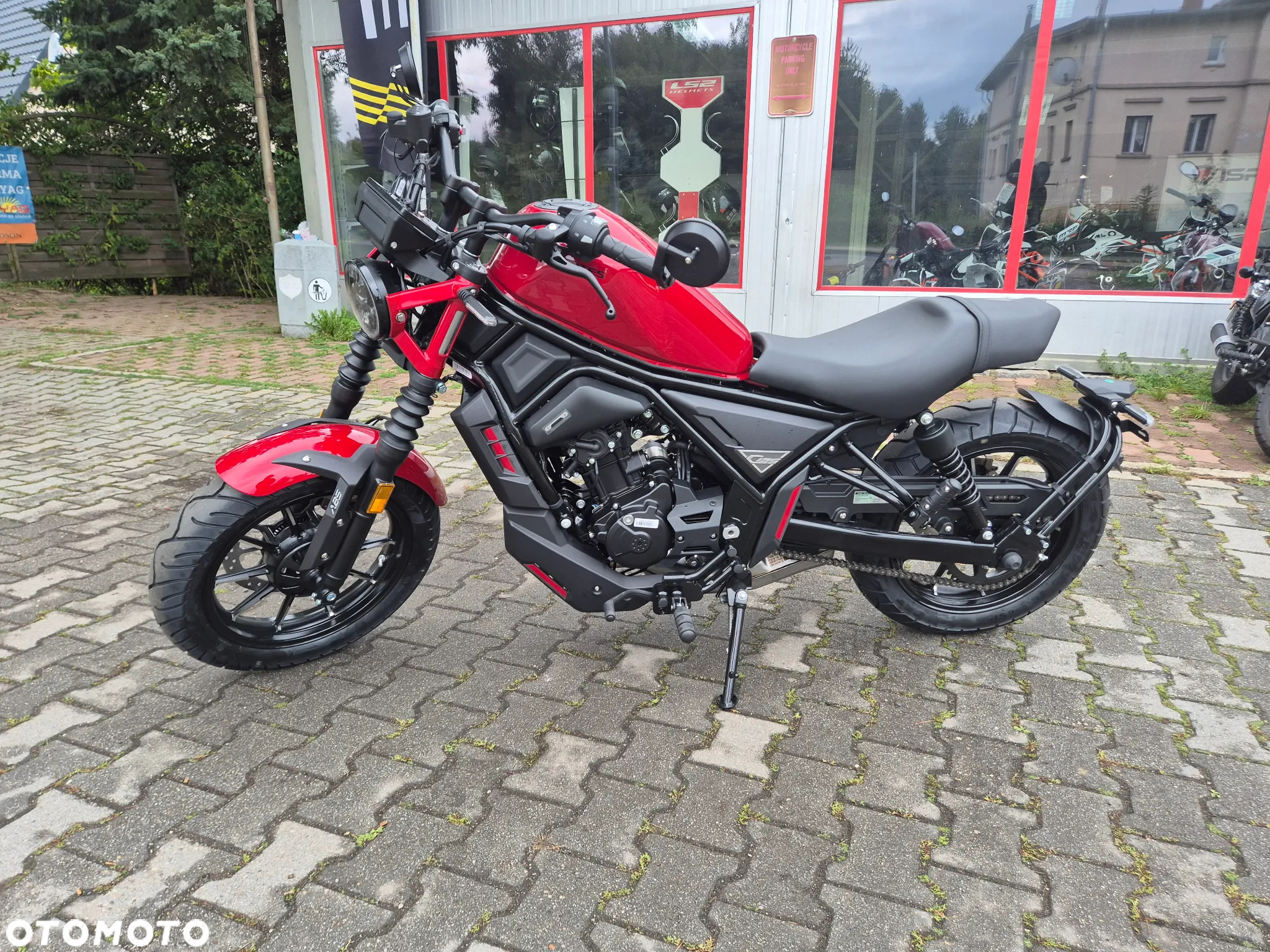 Zontes 125C - 4