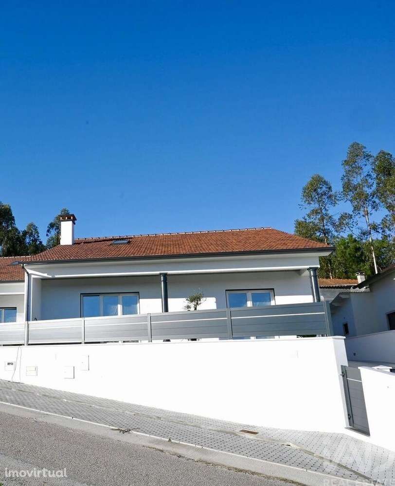 Casa / Villa T3 em Pombal de 314,00 m2 - Grande imagem: 2/30