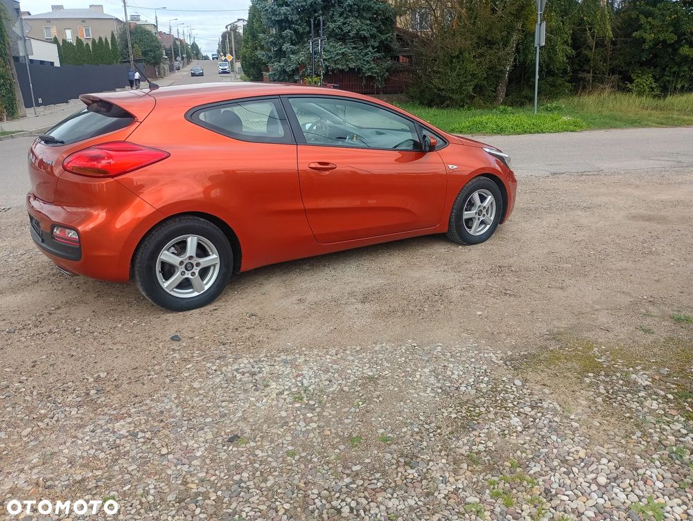 Kia Ceed 1.4 CRDi 90 Spirit - 10
