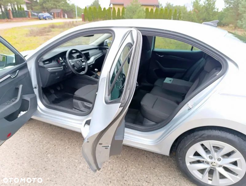 Skoda Octavia 1.5 TSI ACT Ambition - 15