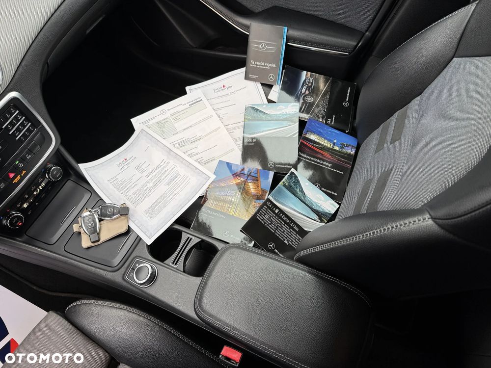 Mercedes-Benz GLA - 5