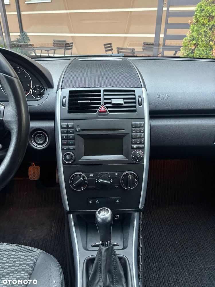 Mercedes-Benz Klasa A 170 Avantgarde Edition 10 - 15