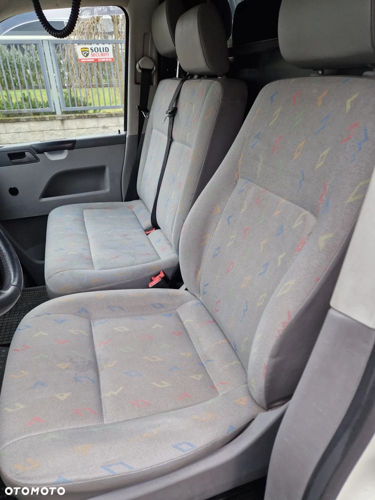 Volkswagen Transporter - 9