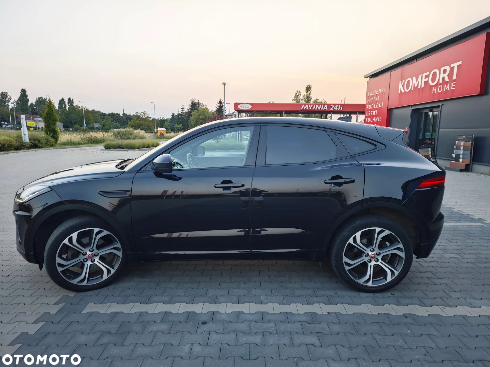 Jaguar E-Pace 2.0 i4D AWD R-Dynamic S - 5
