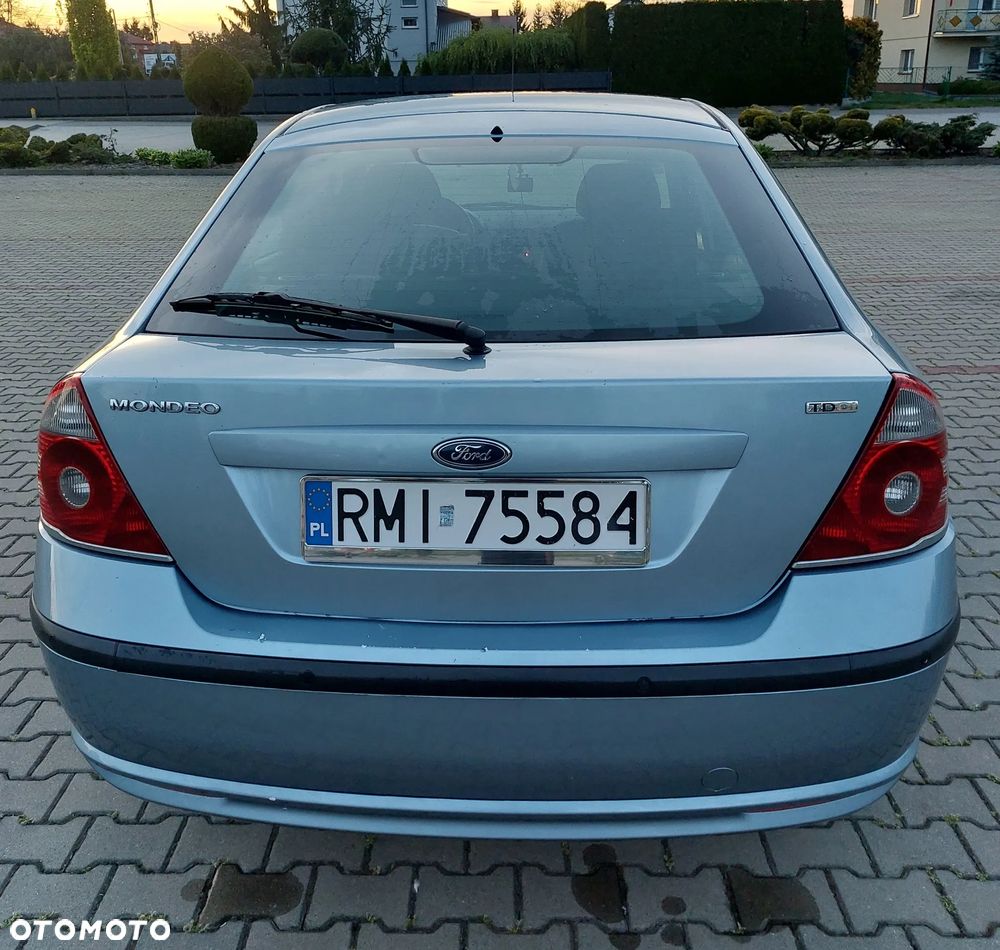 Ford Mondeo 2.0 TDCI DPF Ghia - 2