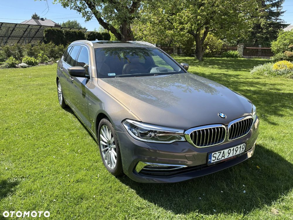 BMW Seria 5 530i xDrive Luxury Line - 38