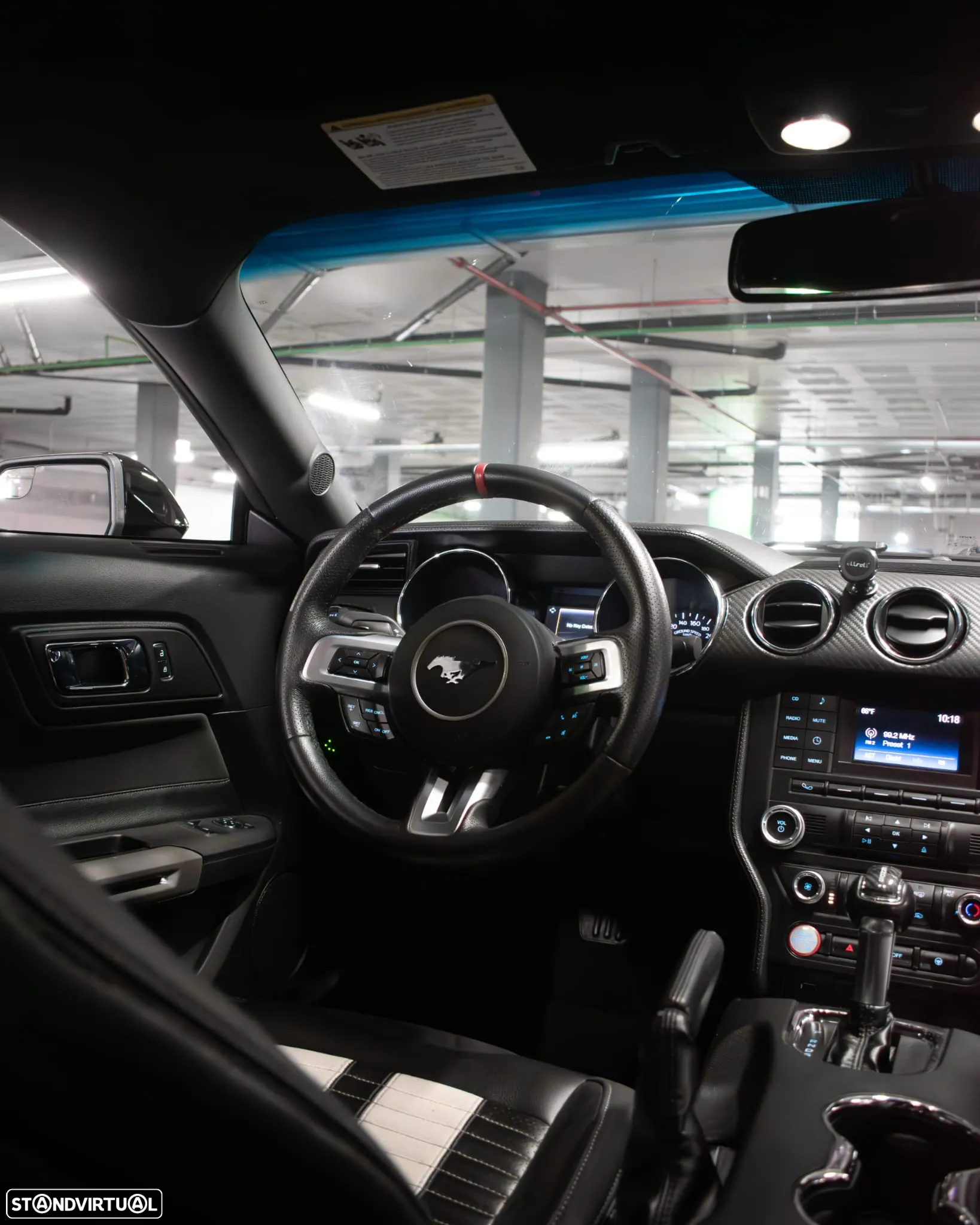 Ford Mustang - 6