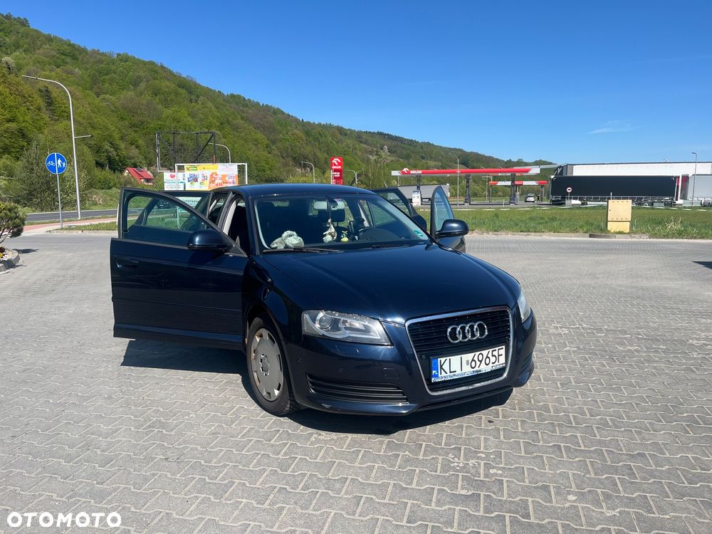 Audi A3 Sportback - 2