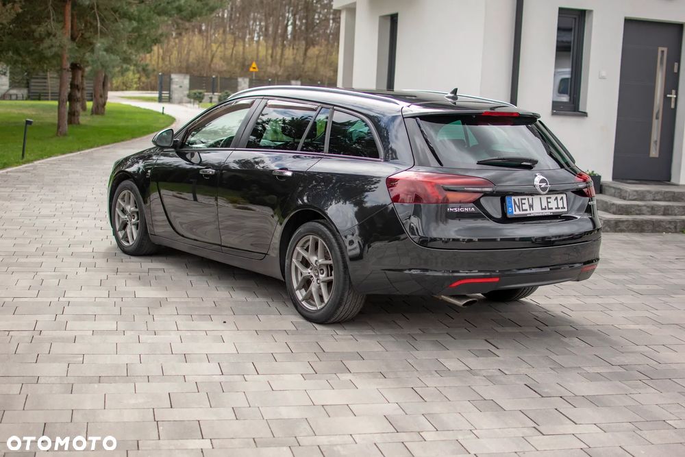 Opel Insignia - 24