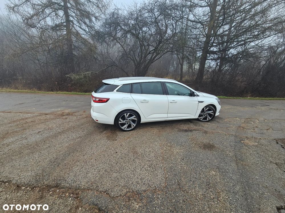 Renault Megane ENERGY dCi 165 EDC BOSE EDITION - 9