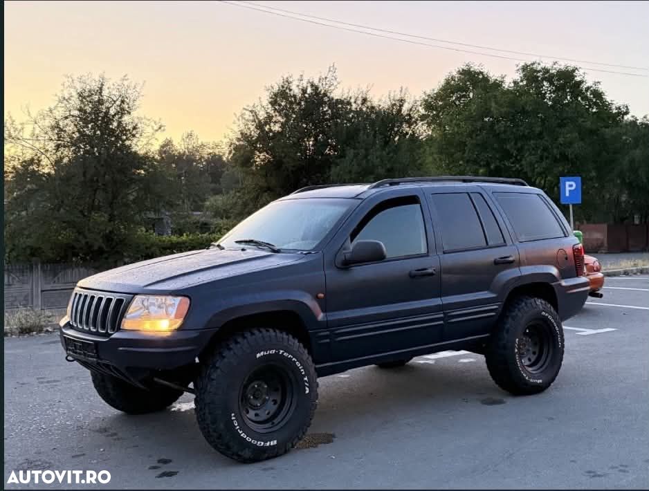 Jeep Grand Cherokee - 1