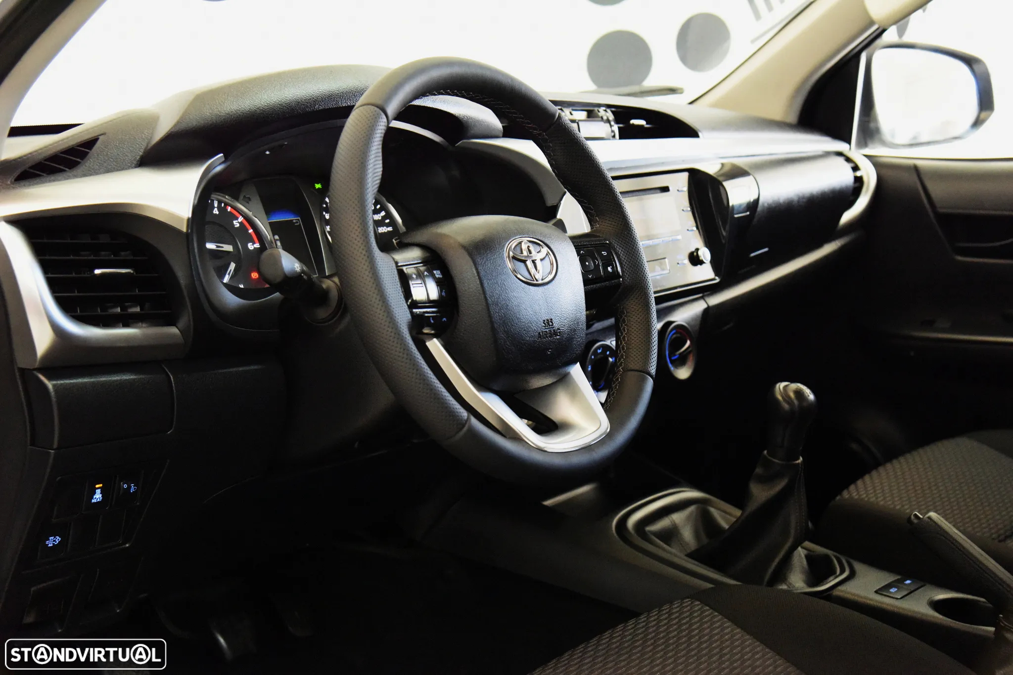 Toyota Hilux 2.4 D-4D 4WD Tracker - 14