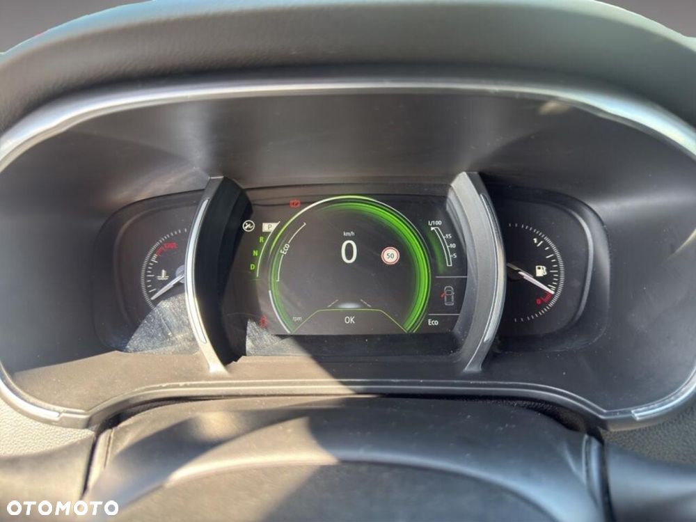 Renault Megane ENERGY TCe 130 EDC BOSE EDITION - 15